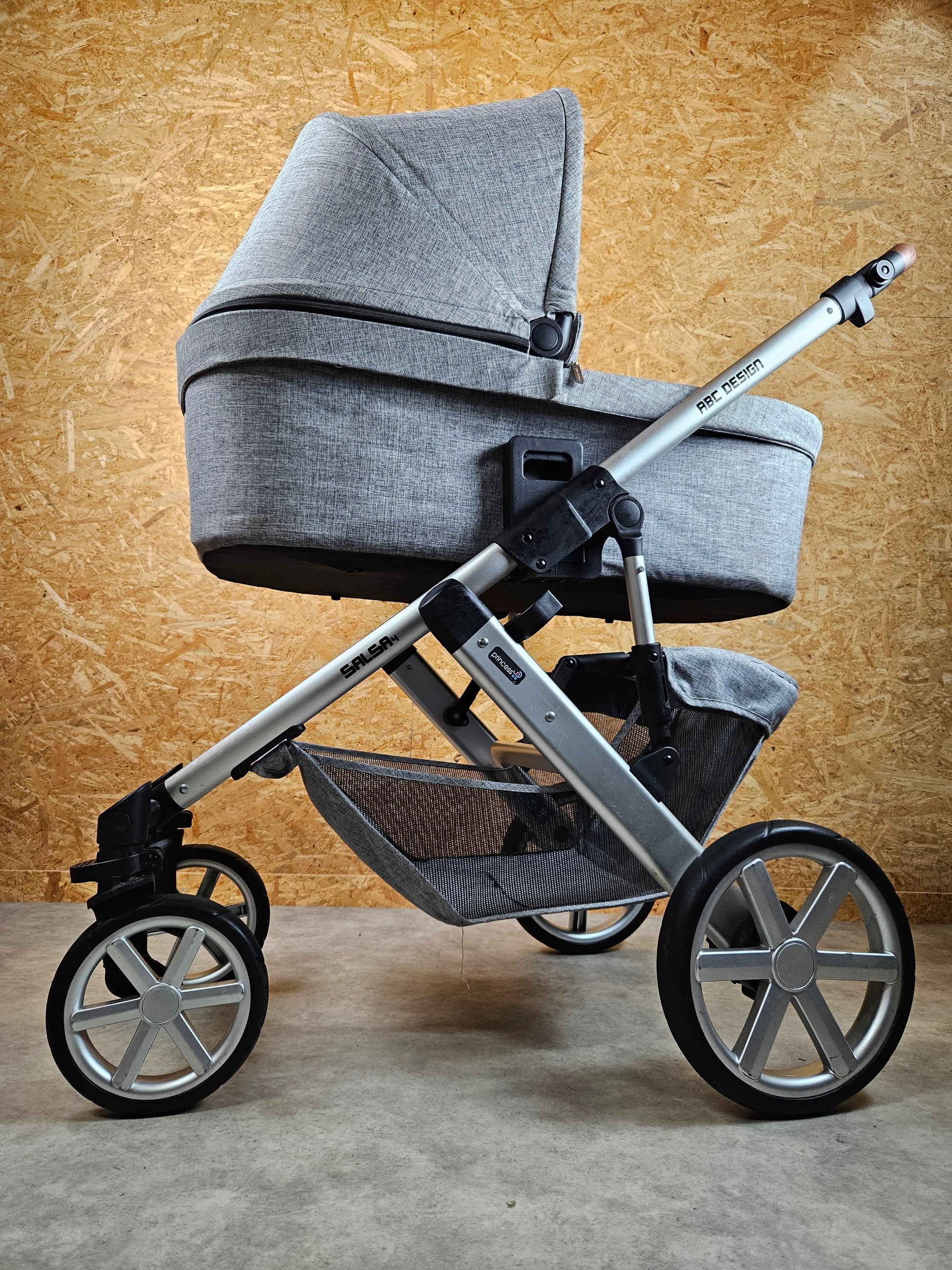 Abc Design - Salsa 4 Kombikinderwagen (sportsitz und Liegewanne)- Grau - in Gutem Zustand / Gut Kinderwagen