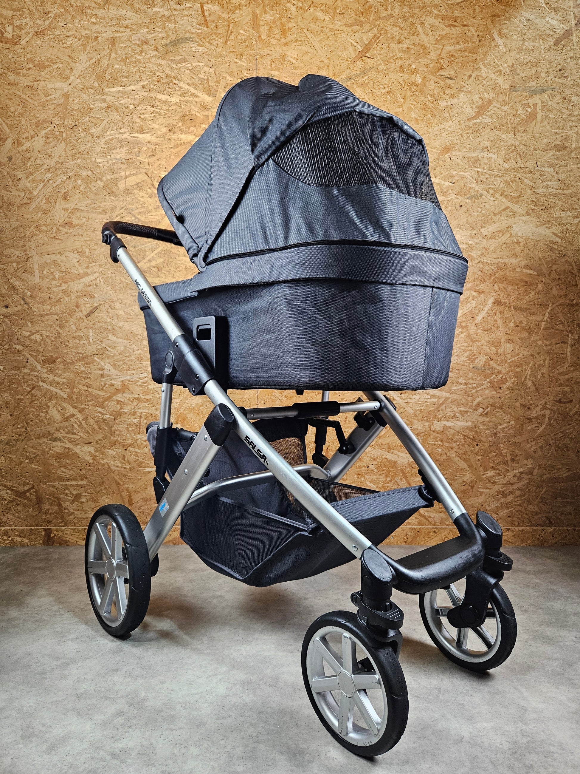 Abc Design - Salsa 4 Kombikinderwagen (sportsiz und Babywanne) - Schwarz in Gutem Zustand Kinderwagen 13