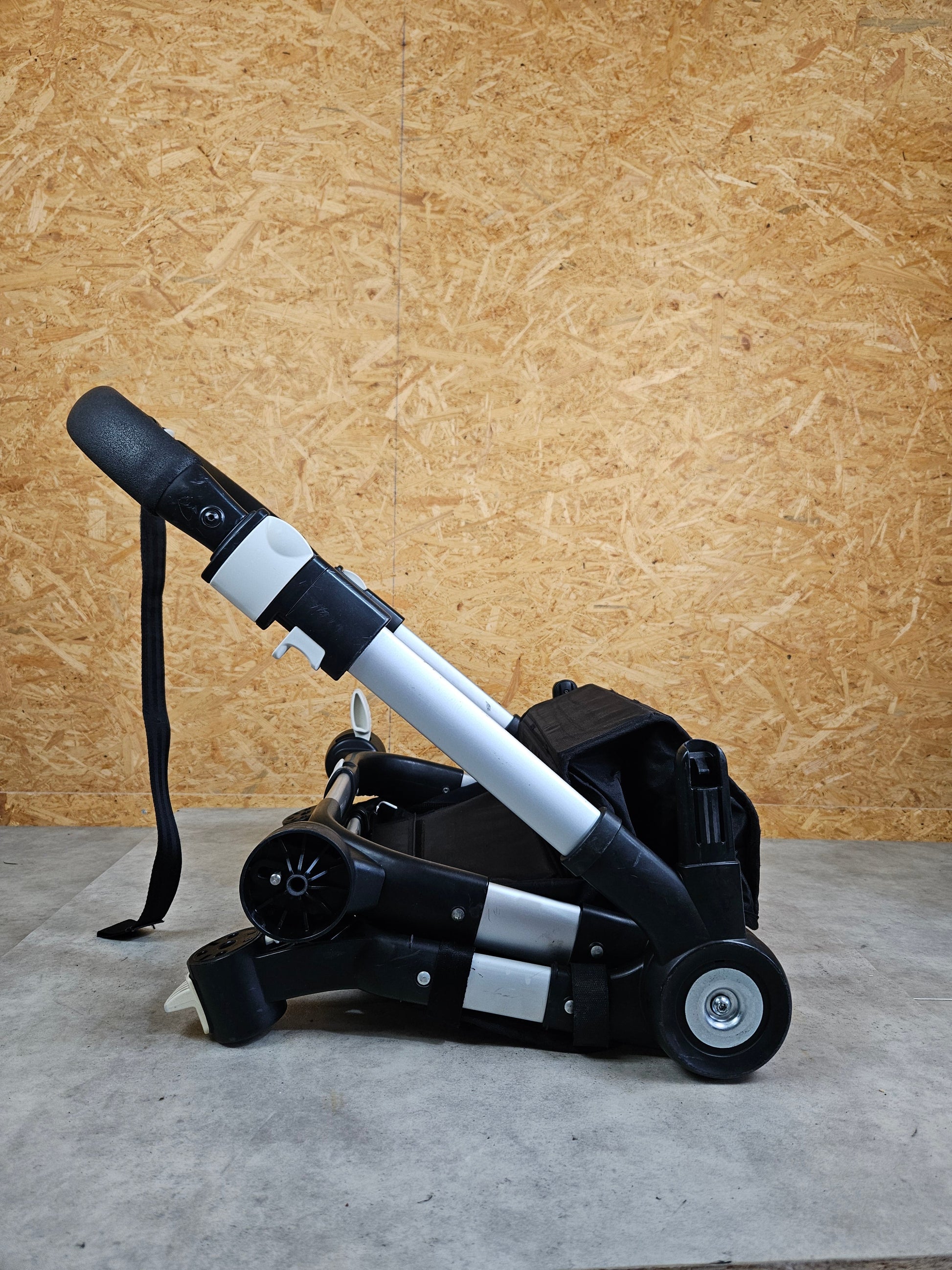 Bugaboo - Donkey Duo Kinderwagen (1 Liegewanne / 2 Sportsitze) Inkl. Seitliche Gepäcktasche - Ivory - in Gutem Zustand