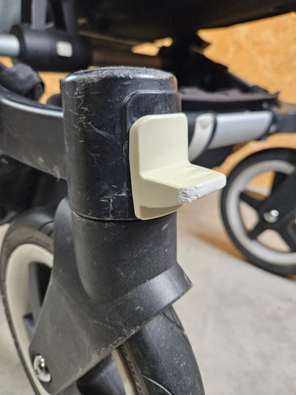 Bugaboo - Donkey Duo Kinderwagen (1 Liegewanne / 1 Sportsitz) Inkl. Seitliche Gepäcktasche - Schwarz in Gutem Zustand 11