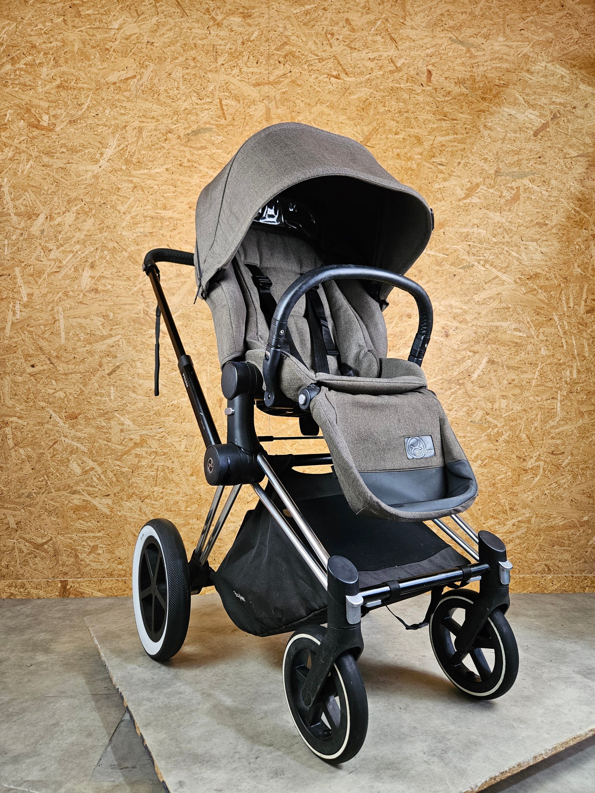 Cybex - Priam Platinum Kombikinderwagen (sportsitz und Babywanne) - Beige in Gutem Zustand am Besten Kinderwagen 3