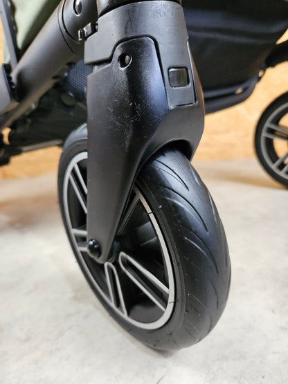 Nuna - Mixx Next Magnet Birch Kombikinderwagen (sportsitz und Babywanne) - Grün in sehr Gutem Zustand am Besten