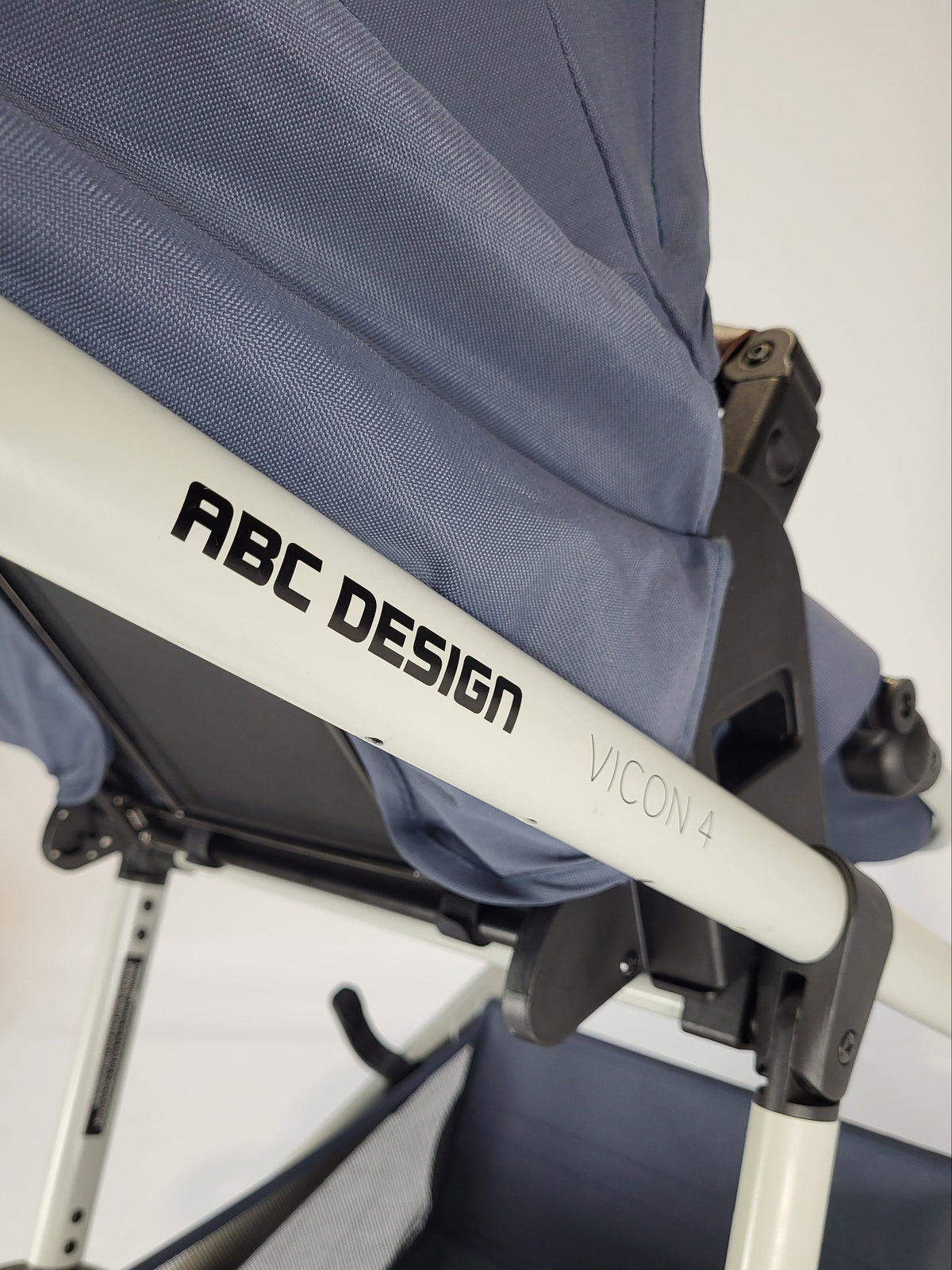 ABC-Design - Vicon 4