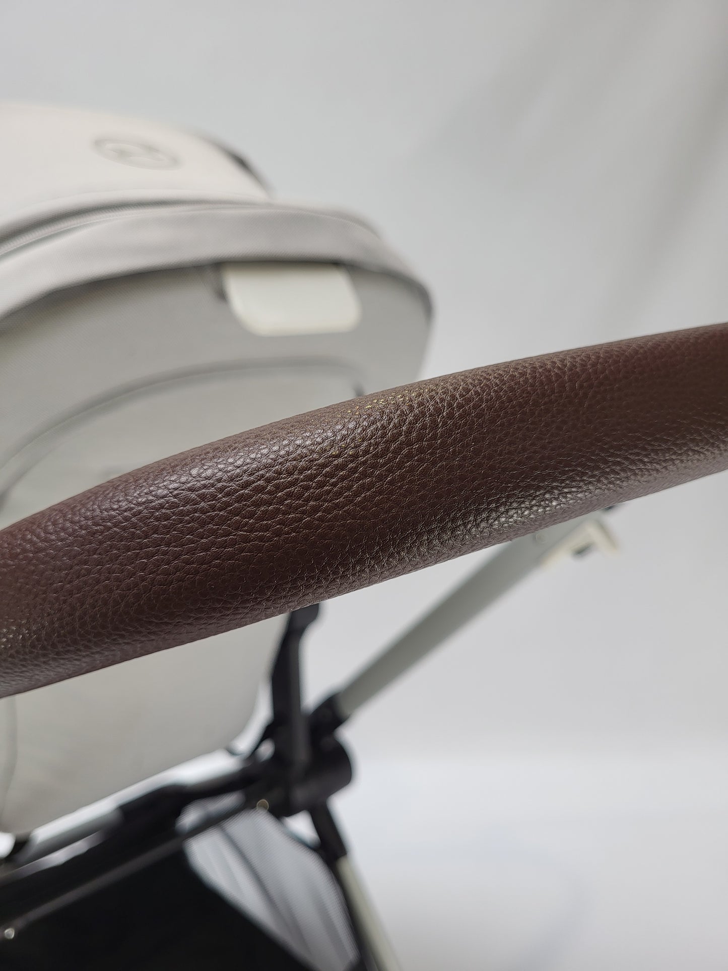 Cybex - Eos Lux
