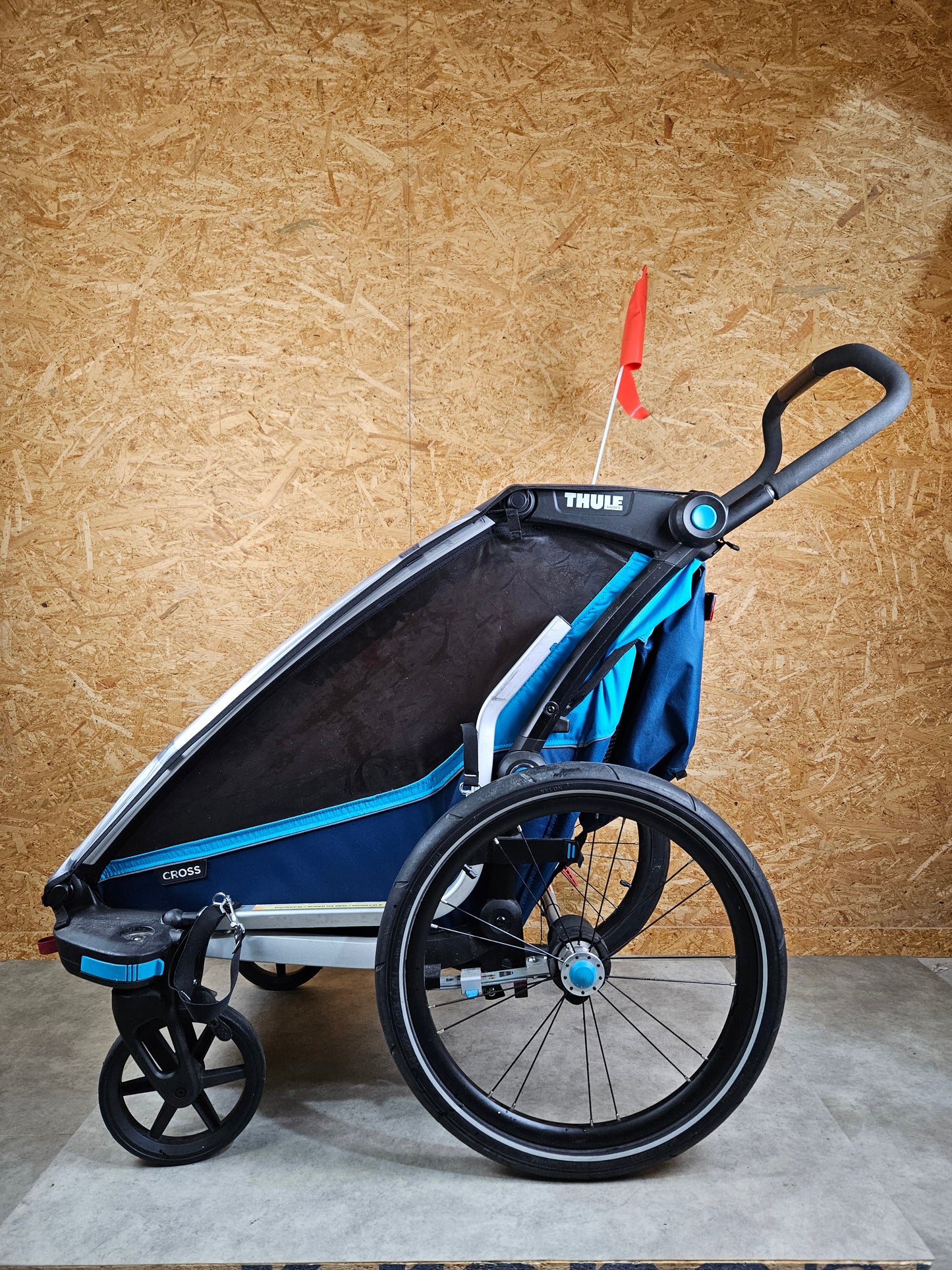Thule - Cross am Besten Fahrradanhänger 3
