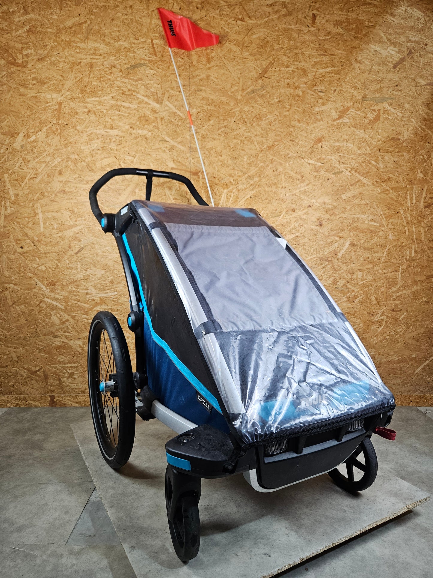 Thule - Cross am Besten Fahrradanhänger 4
