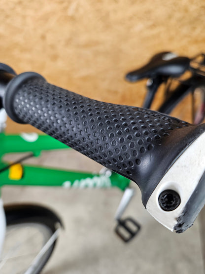 Woom 4 Kinderfahrrad - Grün in Gutem Zustand Fahrrad 6